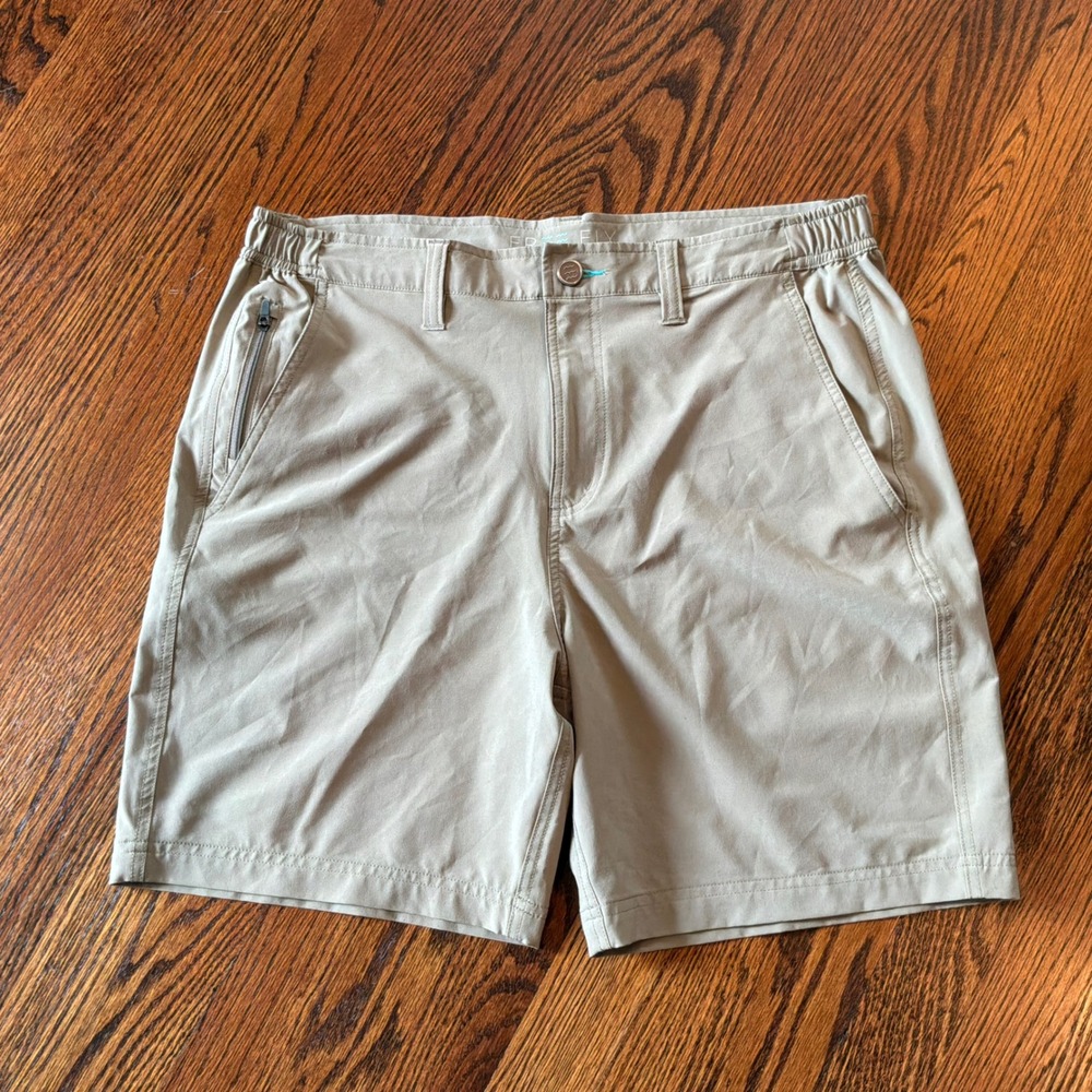 Free Fly Mens L Tan Hybrid Shorts Coconut Charcoal Stretch Hiking Fishing Khaki